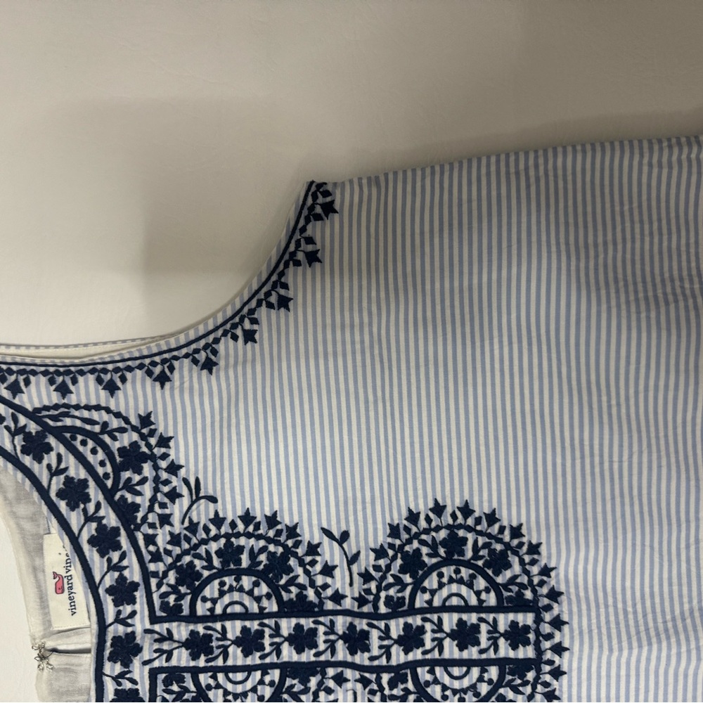Vineyard Vines White Dress with Navy Embroidery - Picture 10 of 15